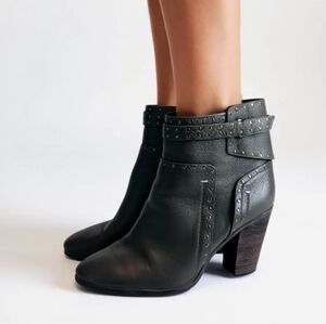 Vince Camuto Grey Leather Studded Ankle Booties Heeled Women’s Size 9M